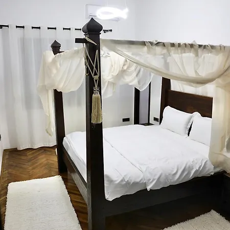 Appartamento Ilirian Jacuzzi - Skanderbeg Square District