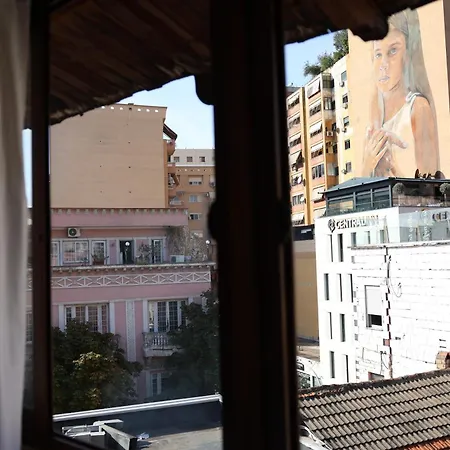 Ilirian Jacuzzi - Skanderbeg Square District * Tirana