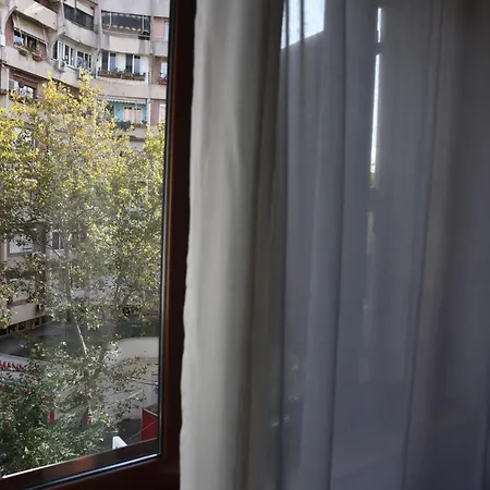 Ilirian Jacuzzi - Skanderbeg Square District Tirana