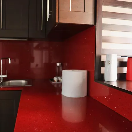 Ilirian Jacuzzi - Skanderbeg Square District *