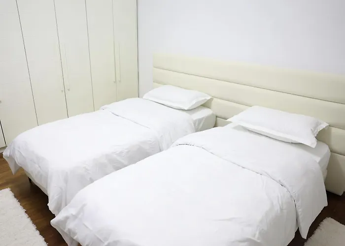 Superior With Jacuzzi - Skanderbeg Square District アパート *