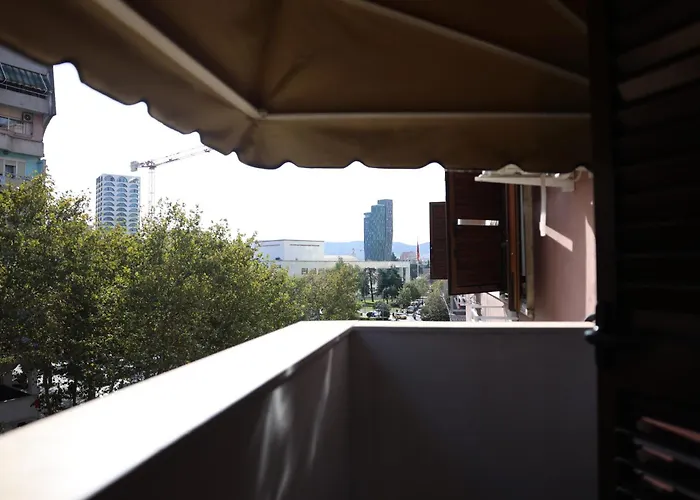 Superior With Jacuzzi - Skanderbeg Square District Appartement Tirana