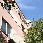 Superior With Jacuzzi - Skanderbeg Square District Apartment Tirana