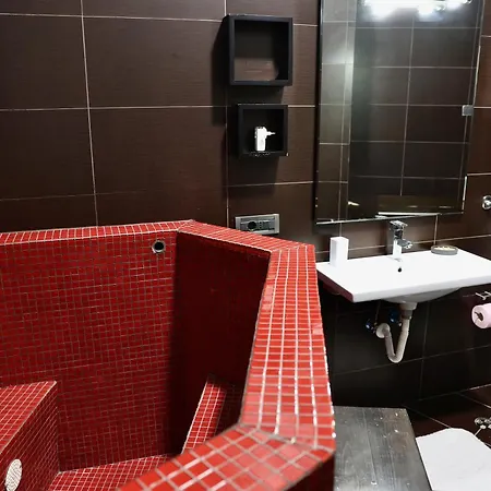 Apartment Ilirian Jacuzzi - Skanderbeg Square District *