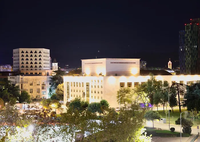 Superior With Jacuzzi - Skanderbeg Square District *