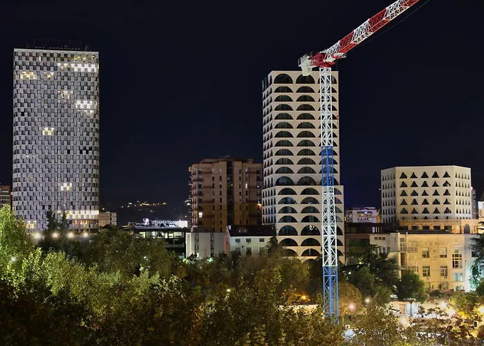 Superior With Jacuzzi - Skanderbeg Square District * 地拉那