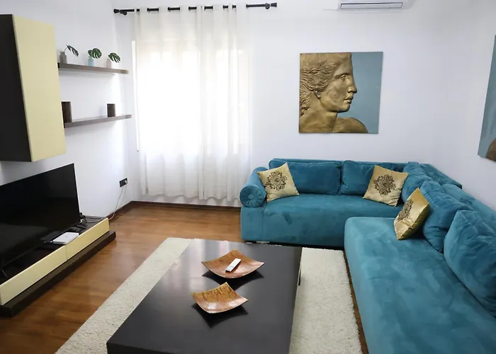 公寓 Superior With Jacuzzi - Skanderbeg Square District 地拉那